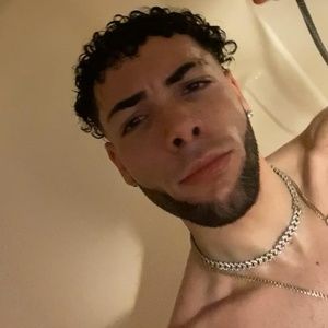 Meet your Posher, Devin